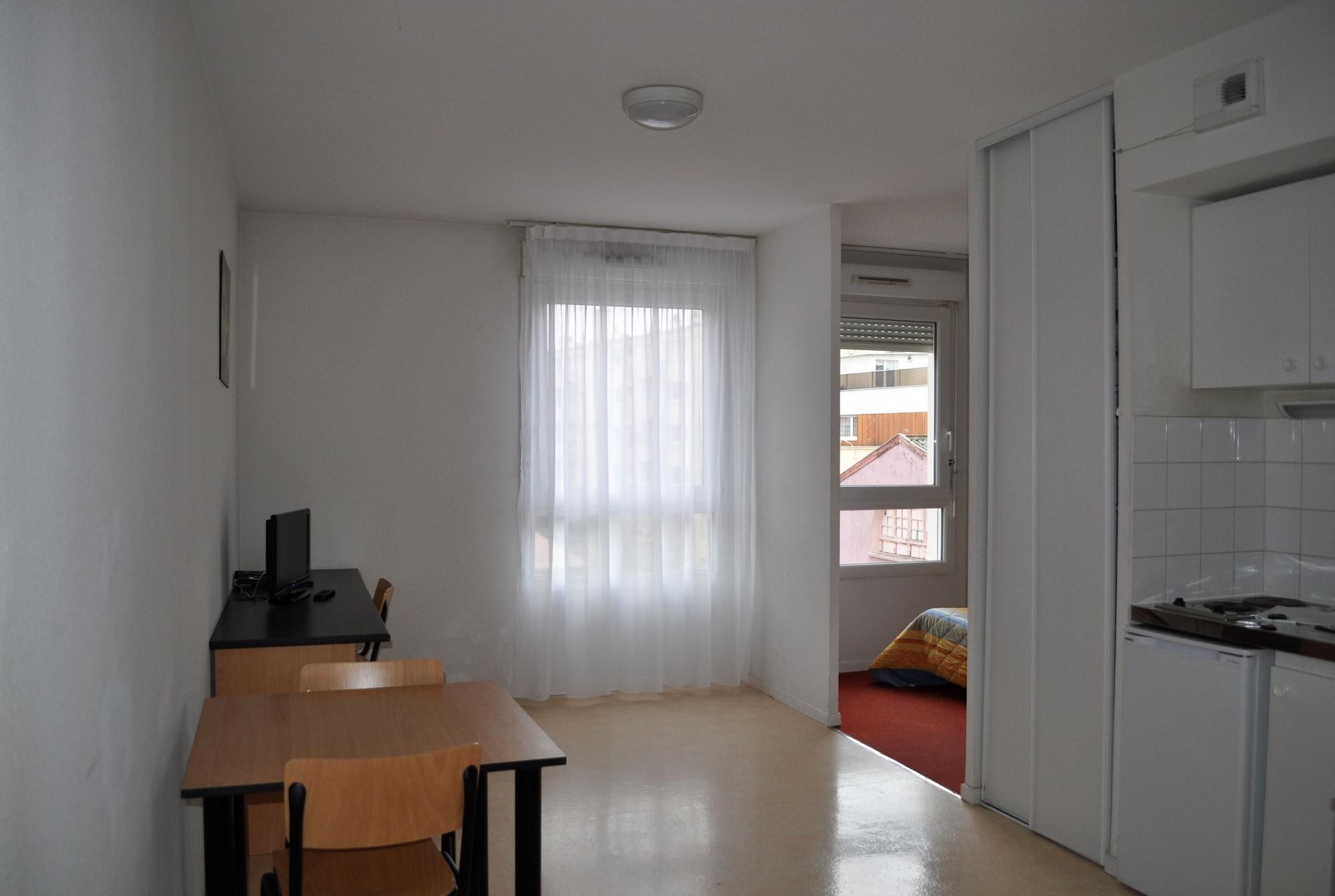 Kosy Appart'Hotels - La Maison Des Chercheurs Vandoeuvre-lès-Nancy エクステリア 写真