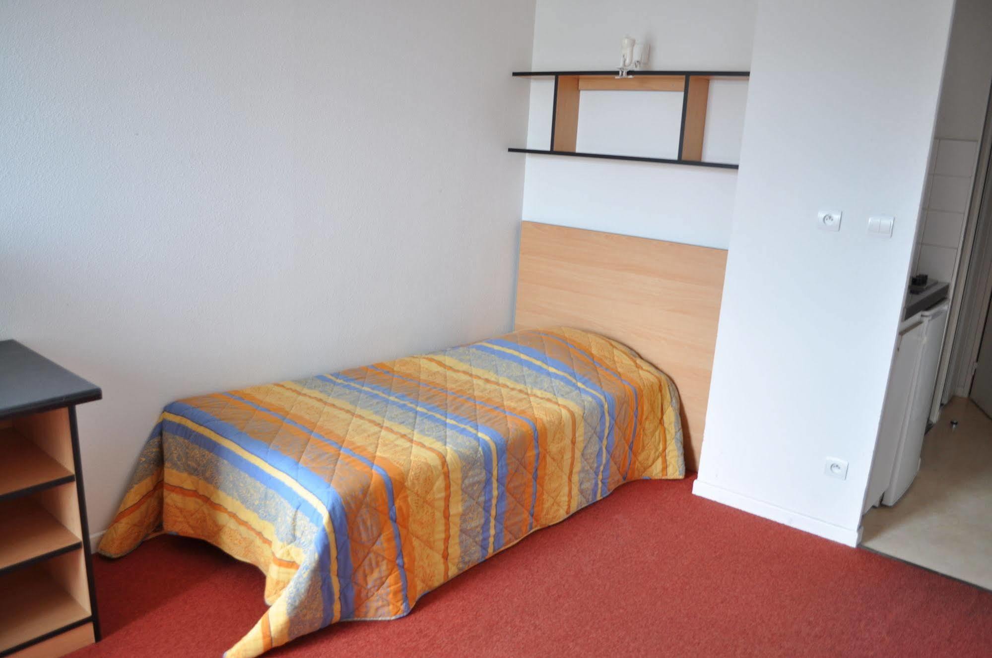 Kosy Appart'Hotels - La Maison Des Chercheurs Vandoeuvre-lès-Nancy エクステリア 写真