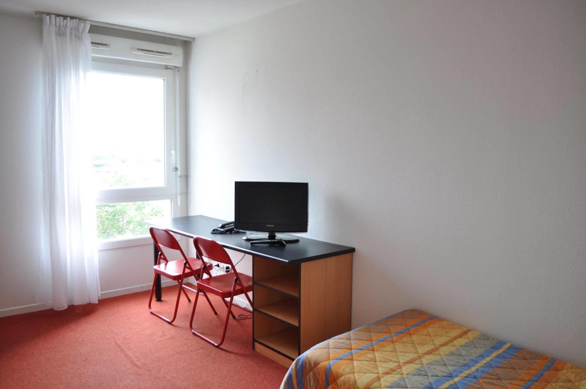 Kosy Appart'Hotels - La Maison Des Chercheurs Vandoeuvre-lès-Nancy エクステリア 写真