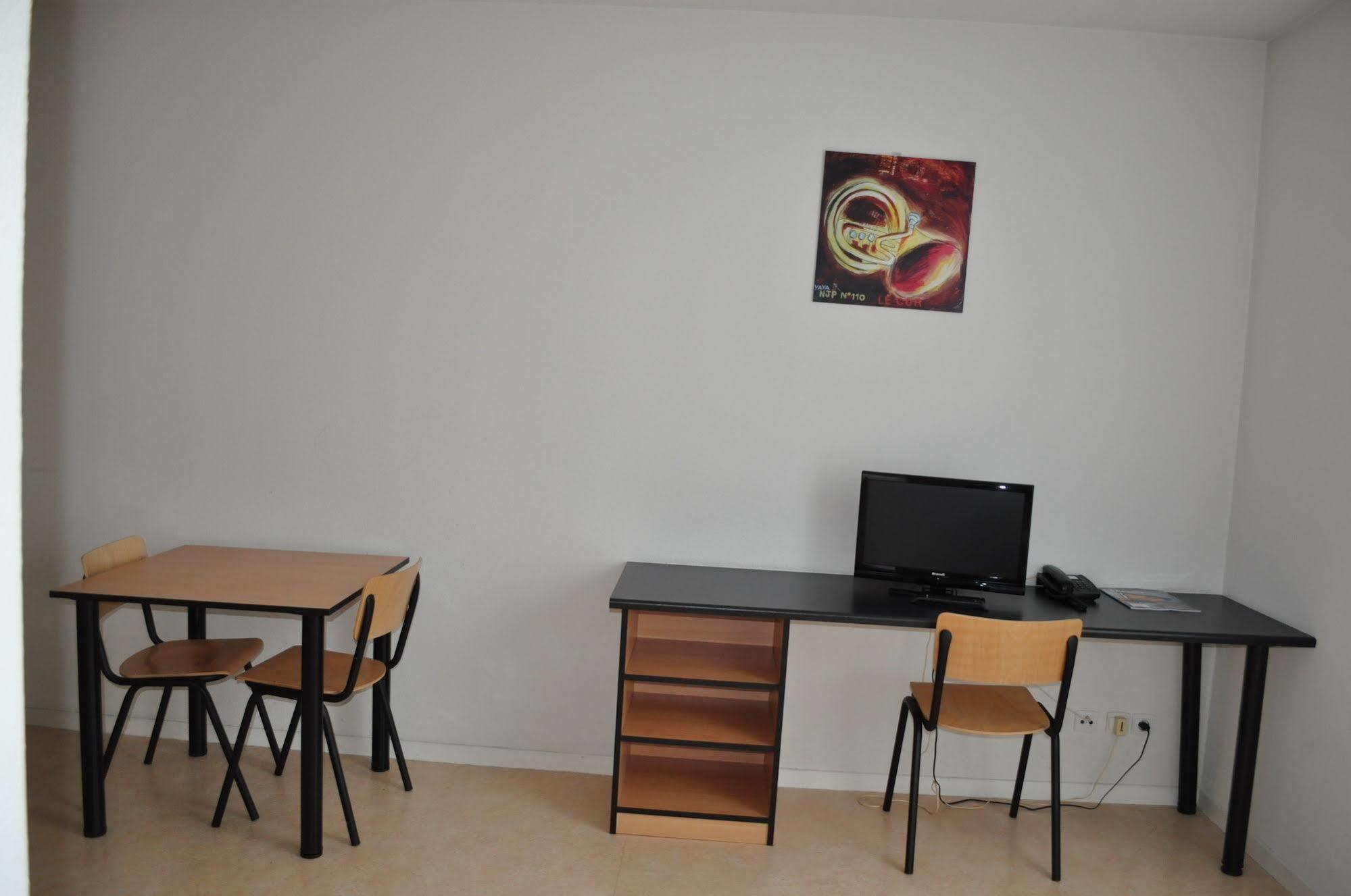 Kosy Appart'Hotels - La Maison Des Chercheurs Vandoeuvre-lès-Nancy エクステリア 写真